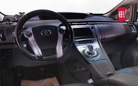 Toyota Prius, 2009 год, 939 000 рублей, 17 фотография