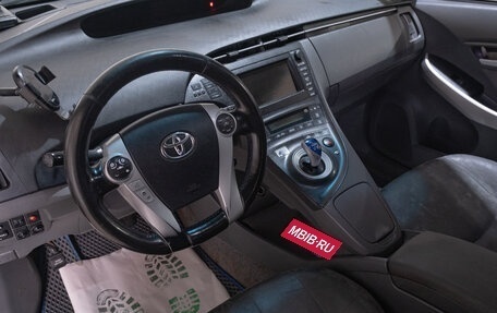 Toyota Prius, 2009 год, 939 000 рублей, 13 фотография