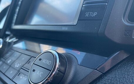 Toyota RAV4, 2018 год, 2 180 000 рублей, 18 фотография