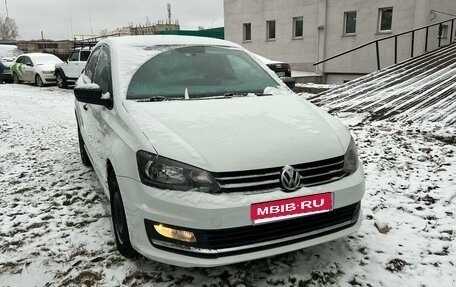 Volkswagen Polo VI (EU Market), 2018 год, 900 000 рублей, 1 фотография