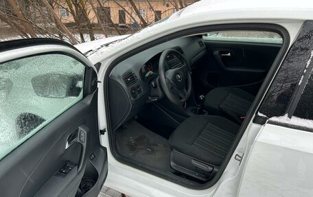 Volkswagen Polo VI (EU Market), 2018 год, 900 000 рублей, 12 фотография