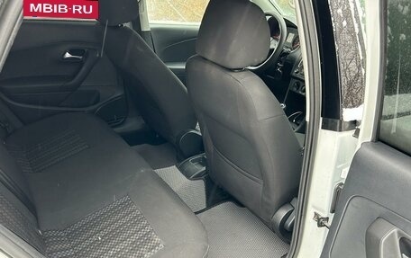 Volkswagen Polo VI (EU Market), 2018 год, 900 000 рублей, 9 фотография