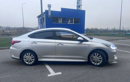Hyundai Solaris II рестайлинг, 2019 год, 1 200 000 рублей, 8 фотография