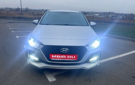 Hyundai Solaris II рестайлинг, 2019 год, 1 200 000 рублей, 10 фотография