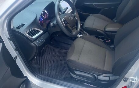 Hyundai Solaris II рестайлинг, 2019 год, 1 200 000 рублей, 12 фотография