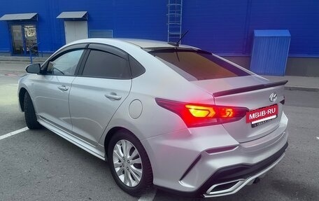 Hyundai Solaris II рестайлинг, 2019 год, 1 200 000 рублей, 5 фотография