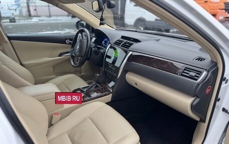 Toyota Camry, 2016 год, 2 700 000 рублей, 21 фотография