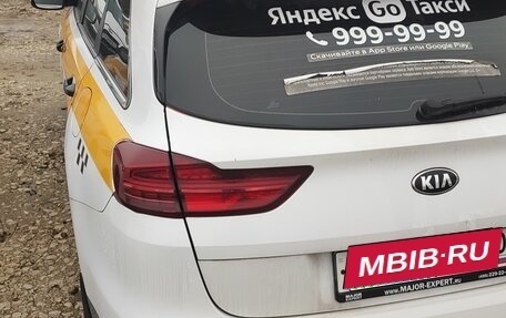 KIA cee'd III, 2019 год, 1 350 000 рублей, 3 фотография