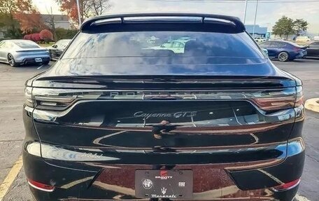 Porsche Cayenne III, 2022 год, 12 357 000 рублей, 2 фотография