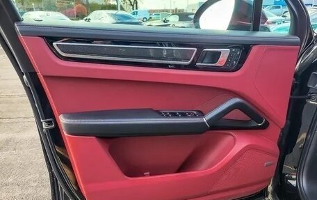 Porsche Cayenne III, 2022 год, 12 357 000 рублей, 11 фотография