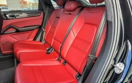 Porsche Cayenne III, 2022 год, 12 357 000 рублей, 7 фотография