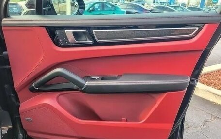 Porsche Cayenne III, 2022 год, 12 357 000 рублей, 15 фотография