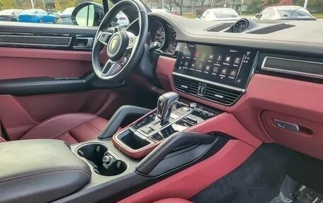 Porsche Cayenne III, 2022 год, 12 357 000 рублей, 16 фотография