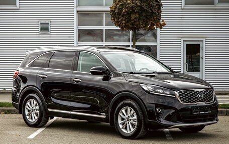 KIA Sorento III Prime рестайлинг, 2018 год, 1 995 000 рублей, 3 фотография