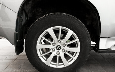 Mitsubishi Pajero Sport III рестайлинг, 2017 год, 2 300 000 рублей, 22 фотография