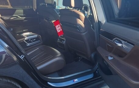 BMW 7 серия, 2017 год, 2 900 000 рублей, 4 фотография