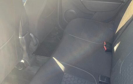 Renault Sandero II рестайлинг, 2015 год, 680 000 рублей, 10 фотография