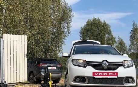 Renault Sandero II рестайлинг, 2015 год, 680 000 рублей, 19 фотография