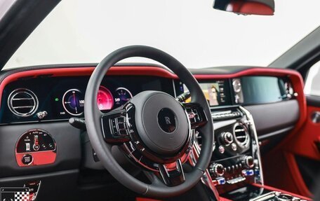 Rolls-Royce Cullinan, 2025 год, 63 990 032 рублей, 19 фотография