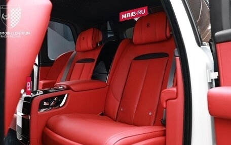 Rolls-Royce Cullinan, 2025 год, 63 990 032 рублей, 27 фотография