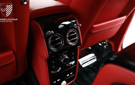 Rolls-Royce Cullinan, 2025 год, 63 990 032 рублей, 30 фотография