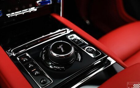 Rolls-Royce Cullinan, 2025 год, 63 990 032 рублей, 36 фотография