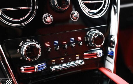 Rolls-Royce Cullinan, 2025 год, 63 990 032 рублей, 40 фотография