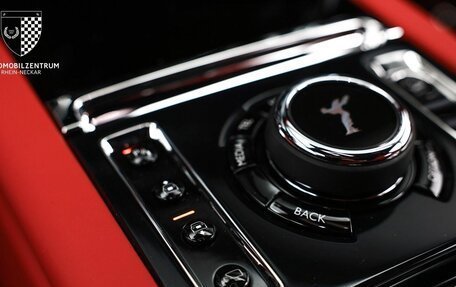 Rolls-Royce Cullinan, 2025 год, 63 990 032 рублей, 39 фотография