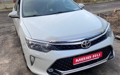 Toyota Camry, 2017 год, 2 250 000 рублей, 1 фотография