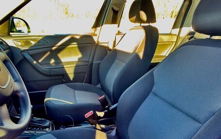 Skoda Yeti I рестайлинг, 2011 год, 1 190 000 рублей, 18 фотография