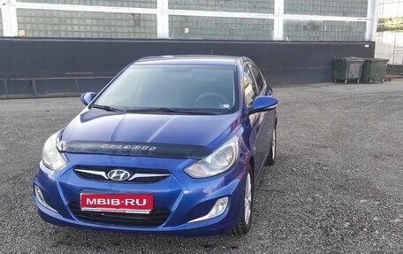 Hyundai Solaris II рестайлинг, 2011 год, 870 000 рублей, 1 фотография