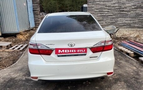 Toyota Camry, 2017 год, 2 250 000 рублей, 3 фотография