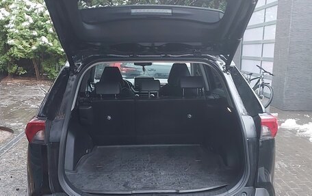 Toyota RAV4, 2020 год, 2 900 000 рублей, 4 фотография