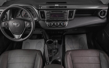 Toyota RAV4, 2013 год, 1 559 000 рублей, 6 фотография