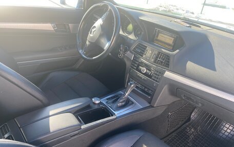 Mercedes-Benz E-Класс, 2010 год, 1 490 000 рублей, 11 фотография