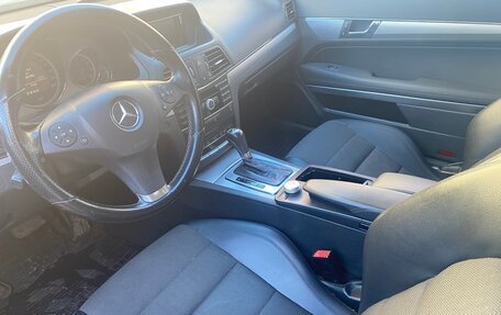 Mercedes-Benz E-Класс, 2010 год, 1 490 000 рублей, 30 фотография