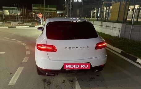 Porsche Macan I рестайлинг, 2017 год, 3 820 000 рублей, 2 фотография