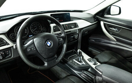 BMW 3 серия, 2017 год, 1 749 585 рублей, 11 фотография