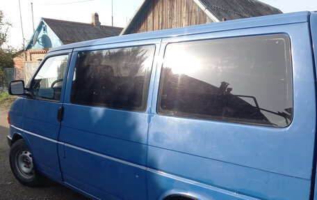 Volkswagen Caravelle T4, 1991 год, 550 000 рублей, 3 фотография