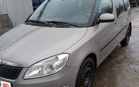 Skoda Roomster, 2012 год, 700 000 рублей, 4 фотография