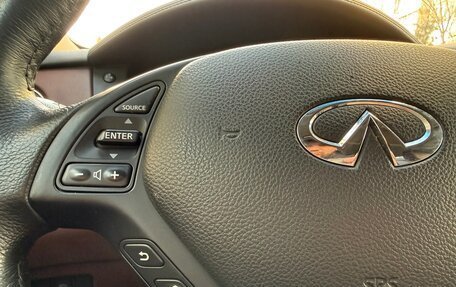 Infiniti QX50 I рестайлинг, 2017 год, 2 450 000 рублей, 22 фотография