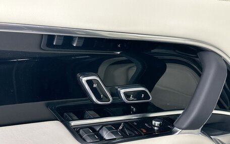 Land Rover Range Rover IV рестайлинг, 2025 год, 17 754 572 рублей, 18 фотография