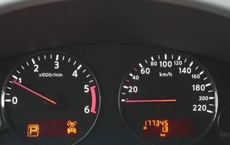 Nissan Pathfinder, 2013 год, 1 600 000 рублей, 9 фотография