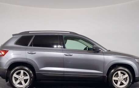 Skoda Karoq I, 2021 год, 2 300 000 рублей, 3 фотография