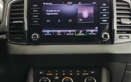 Skoda Karoq I, 2021 год, 2 300 000 рублей, 9 фотография