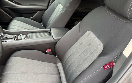 Mazda 6, 2021 год, 2 360 000 рублей, 13 фотография