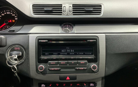 Volkswagen Passat B7, 2012 год, 985 000 рублей, 14 фотография