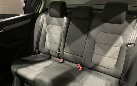 Volkswagen Passat B7, 2012 год, 985 000 рублей, 16 фотография