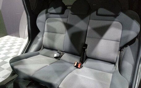 Mitsubishi Colt VI рестайлинг, 2005 год, 235 000 рублей, 13 фотография