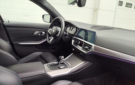 BMW 3 серия, 2020 год, 3 749 000 рублей, 15 фотография